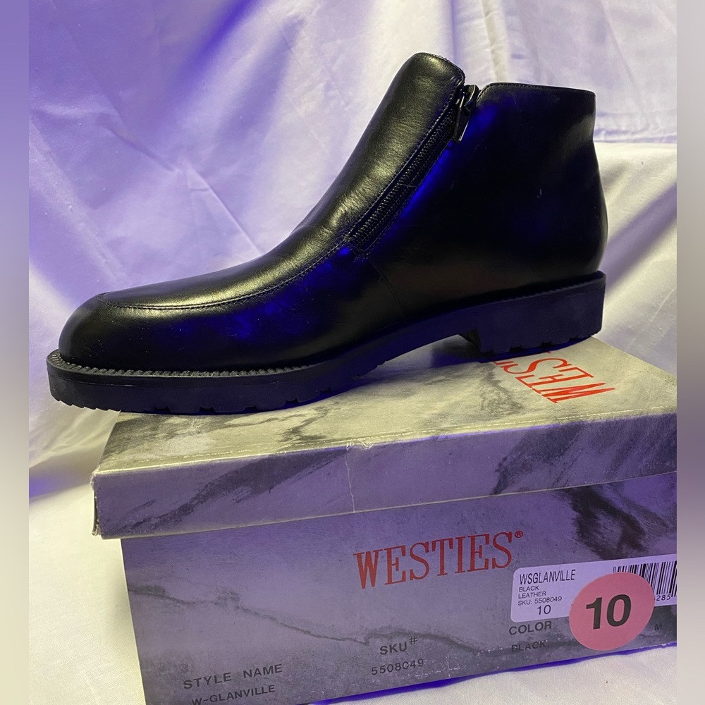 NWT, black leather booties, Westies brand, zip up on both sides size 10